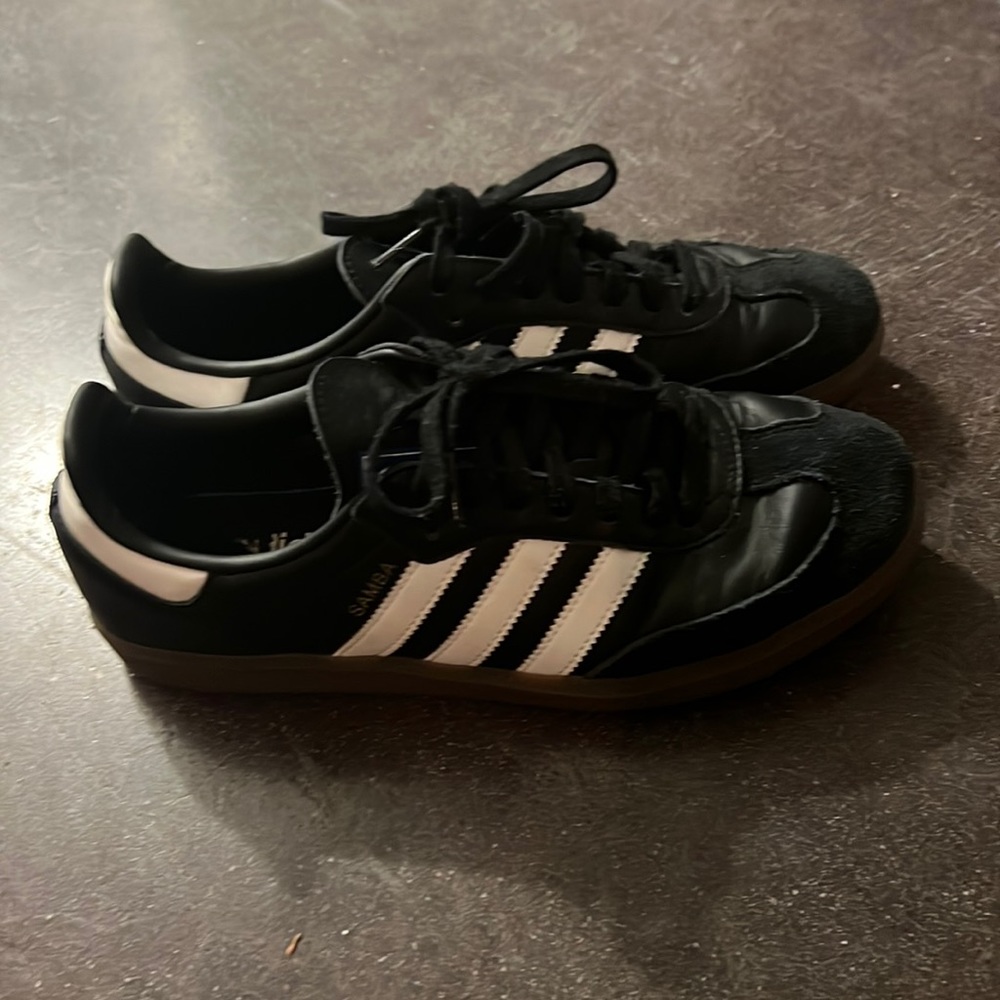 Classic adidas Sambas size 9.5 women 8.5 men